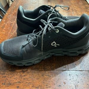 Men’s On Cloud Running Shoes Size 13